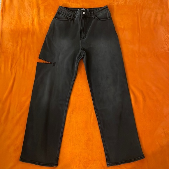 Hollister pants size 5 - Picture 2 of 3